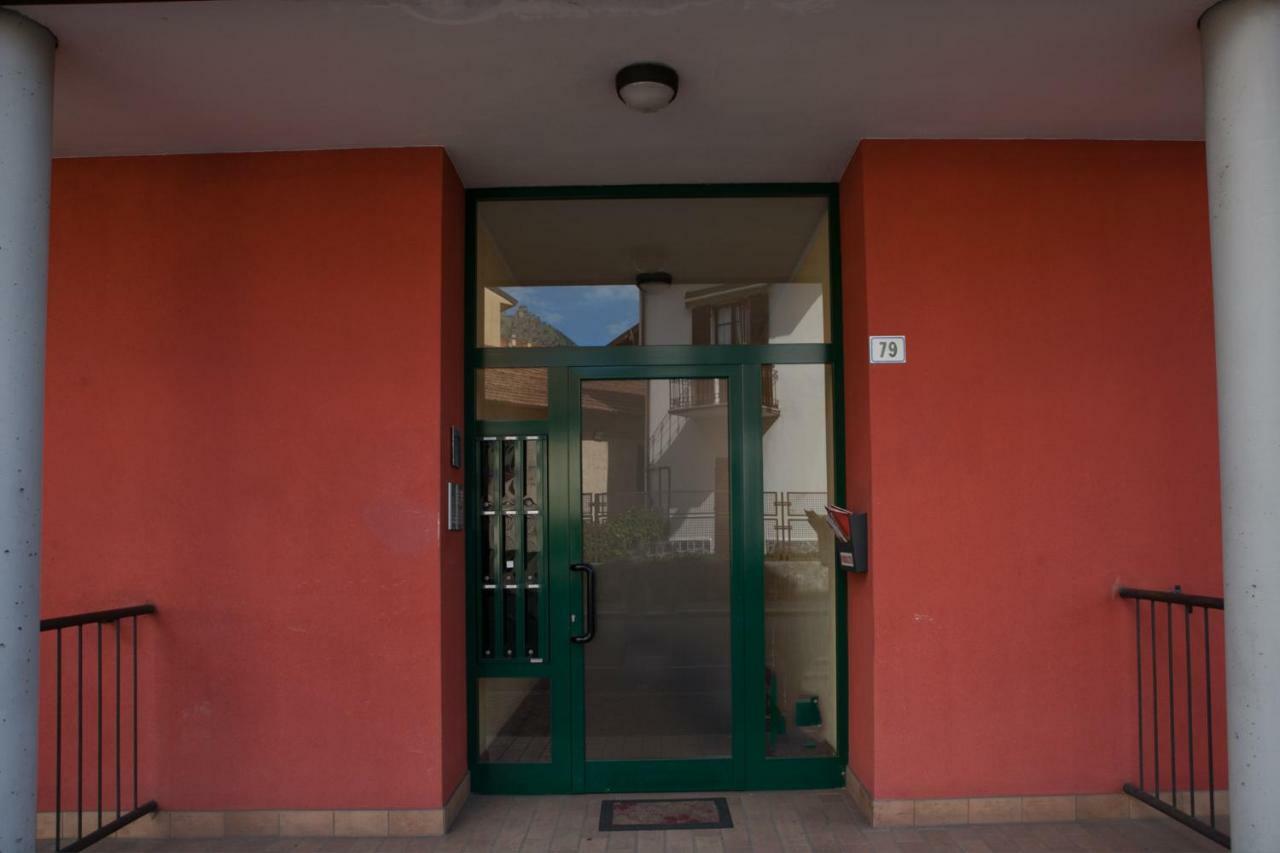 June 13Th Comfort Studio Omegna Buitenkant foto